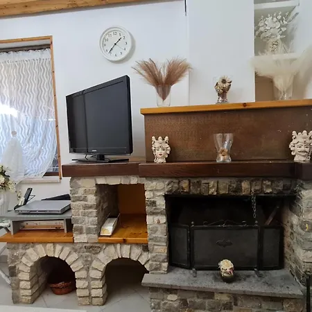 Holiday home Golden Hill *