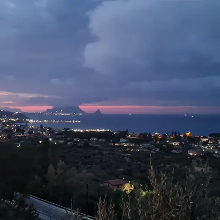 Holiday home Golden Hill Trabia